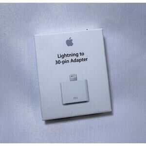 NEW Genuine Apple Lightning to 30-pin Adapter MD823ZM/A